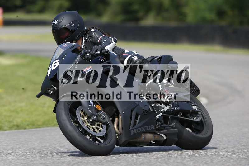 /Archiv-2025/42 07.08.2025 Peter Studer Girls Day ADR/Gruppe pink/66